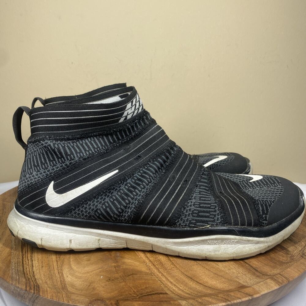 Nike Free Train Virtue Mens Black and white size 12 Training shoes